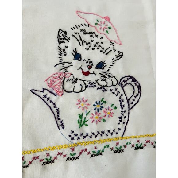 Hand Embroidered Dish Towel Napkins Set 4 Kitten Cats Grandma Chic Cottagecore - Picture 3 of 11